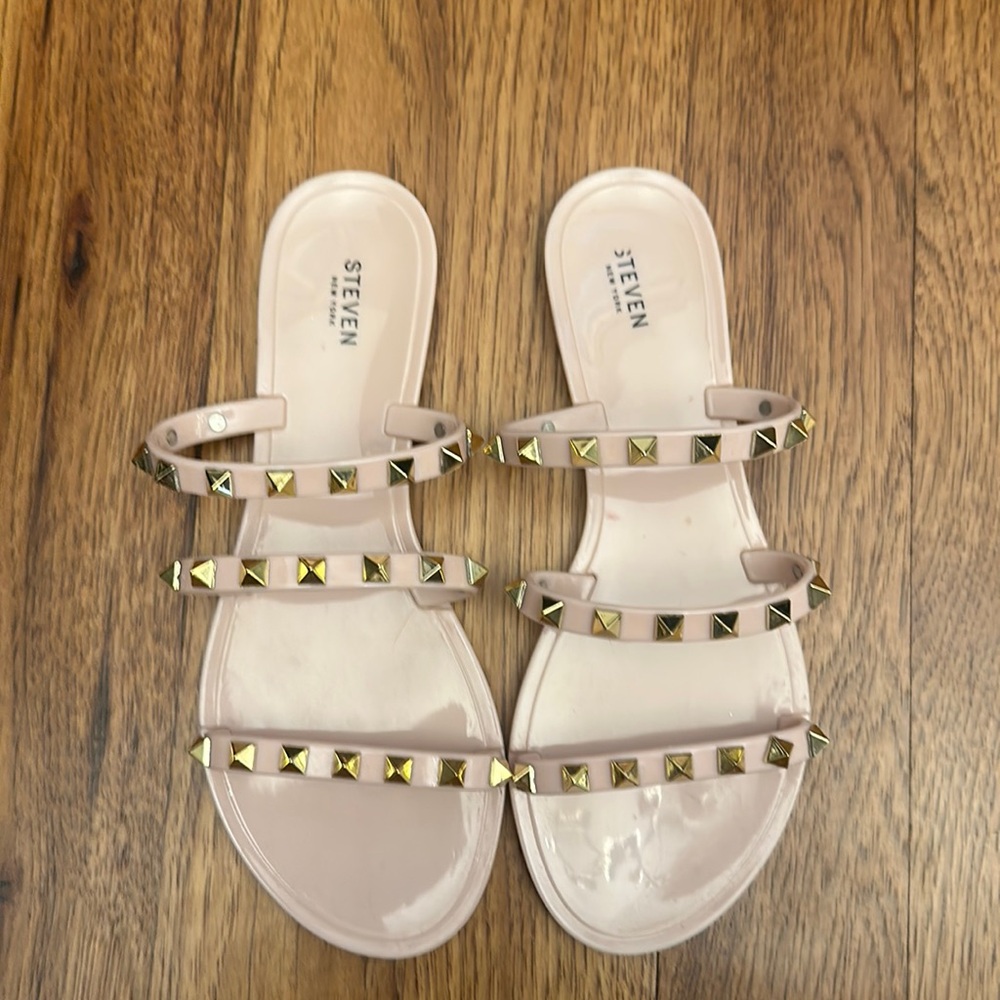 Steve Madden Pink Stud Jelly Sandal